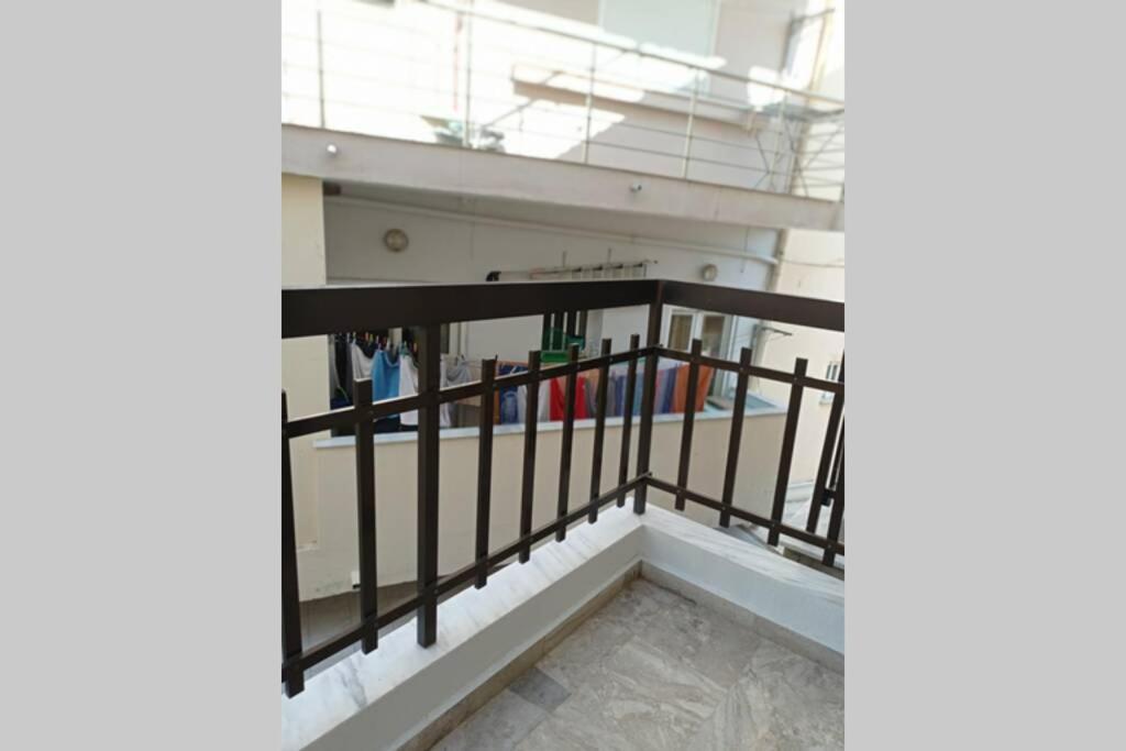 Guest House Pauline คอสทาวน์ ภายนอก รูปภาพ