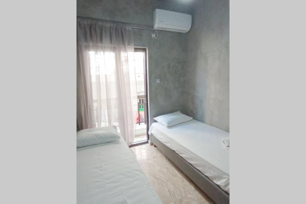 Guest House Pauline คอสทาวน์ ภายนอก รูปภาพ