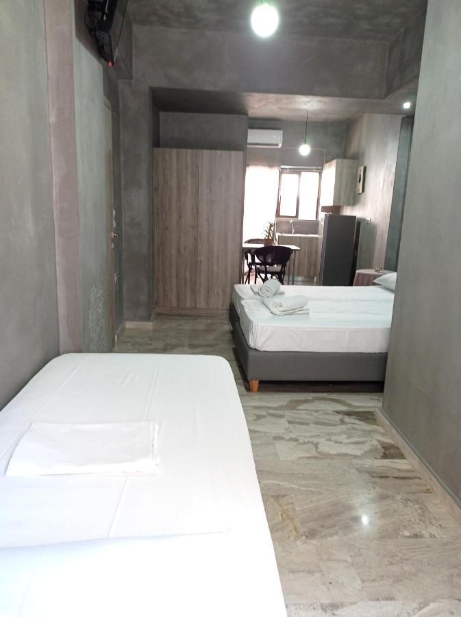 Guest House Pauline คอสทาวน์ ภายนอก รูปภาพ